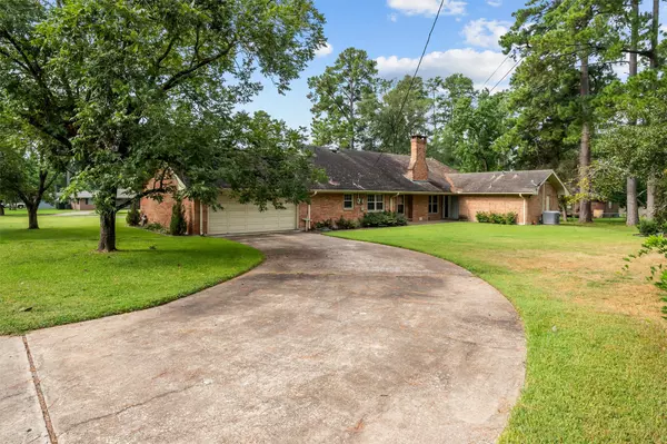 Lufkin, TX 75904,900 Wildbriar DR