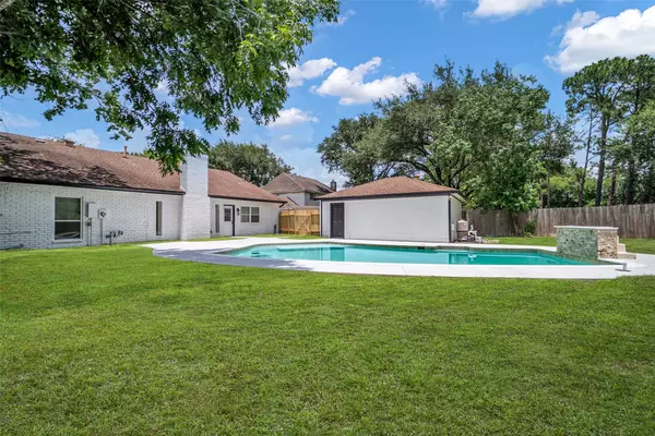 Jersey Village, TX 77040,15905 Lakeview DR