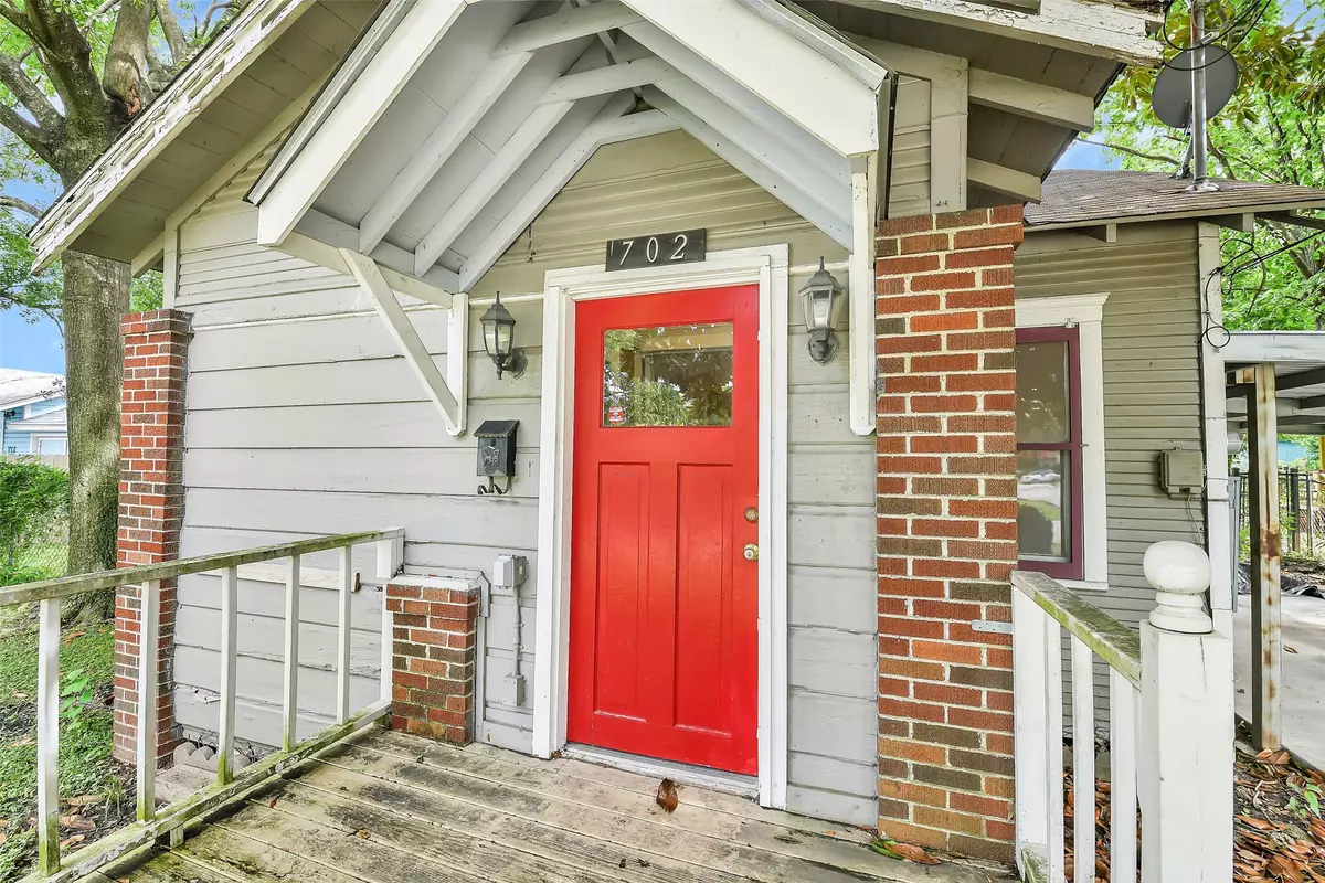 Houston, TX 77022,702 Caplin ST