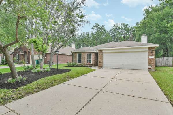 42 Prairie Oak DR, Conroe, TX 77385