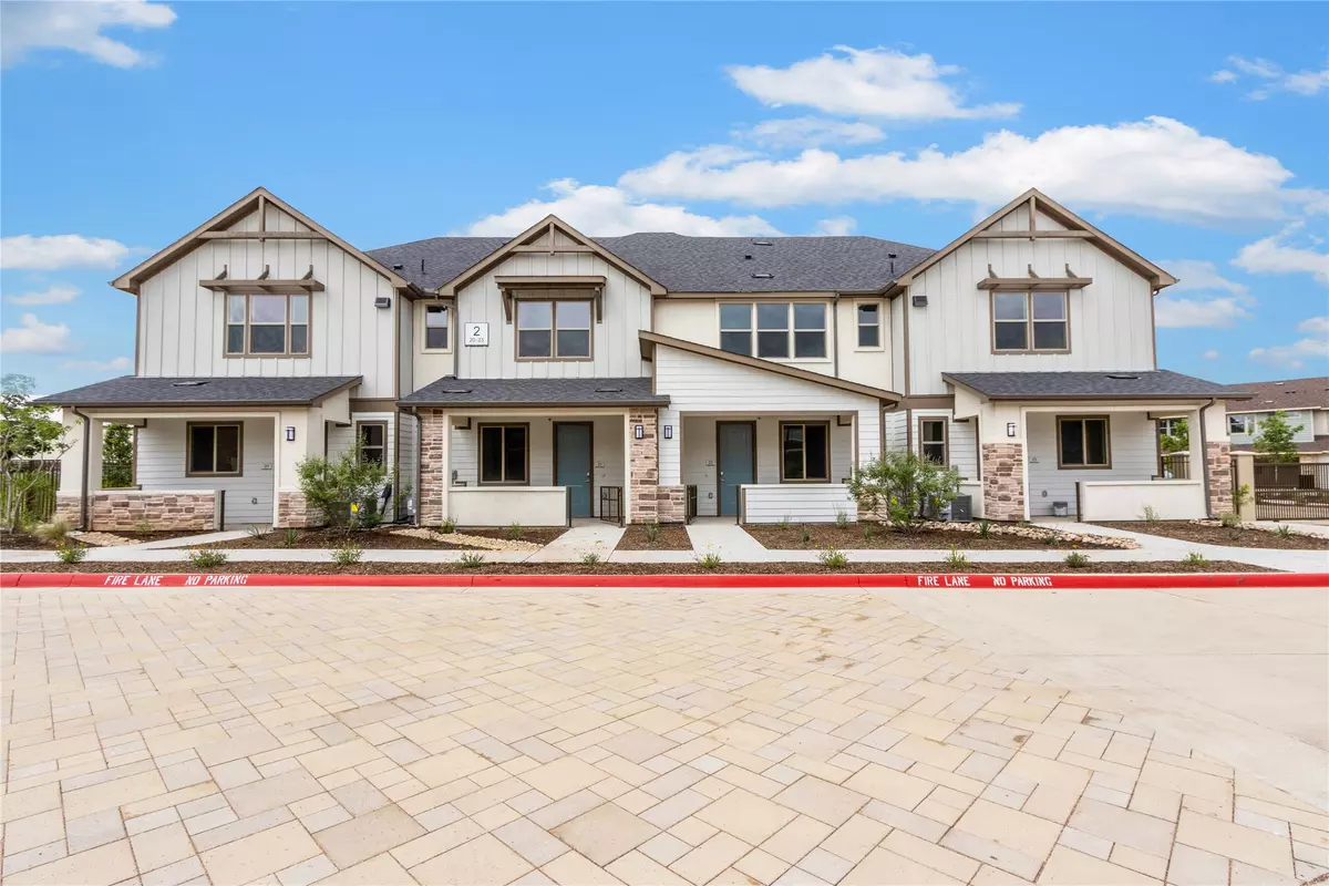 Arlington, TX 76017,5900-244 US 287