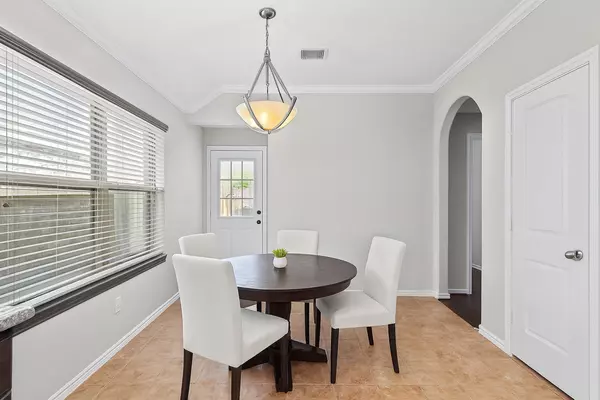 Dickinson, TX 77539,3053 Heather Grove LN