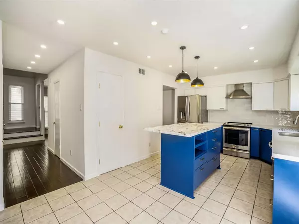 Houston, TX 77079,746 Country Place DR #B