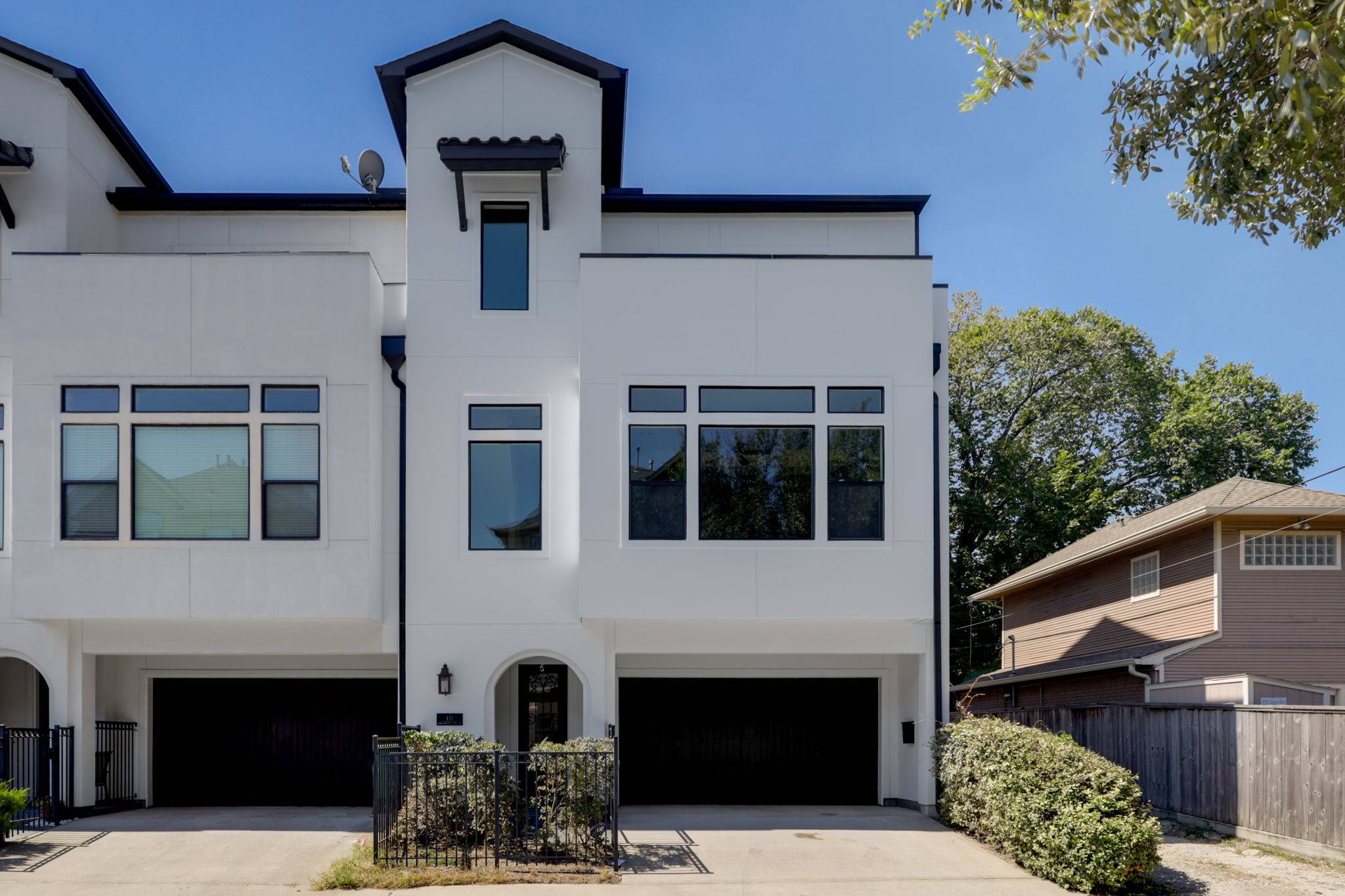 Houston, TX 77007,411 Fowler ST