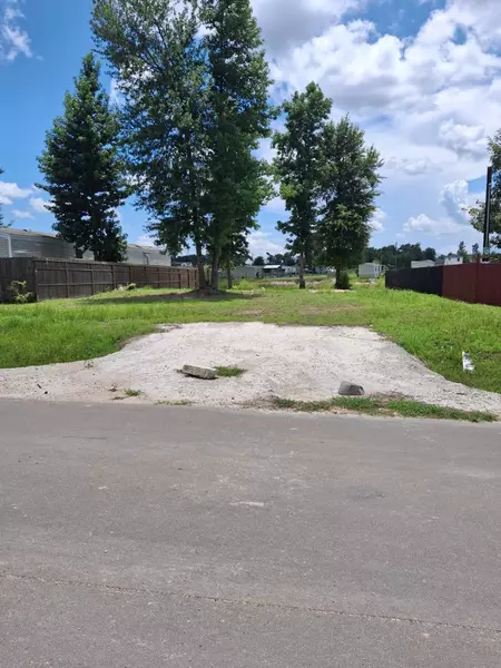 825 Road 51023, Cleveland, TX 77327