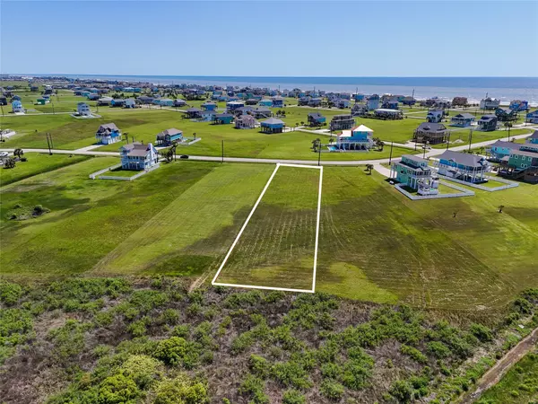 4022 Kiva RD, Galveston, TX 77554