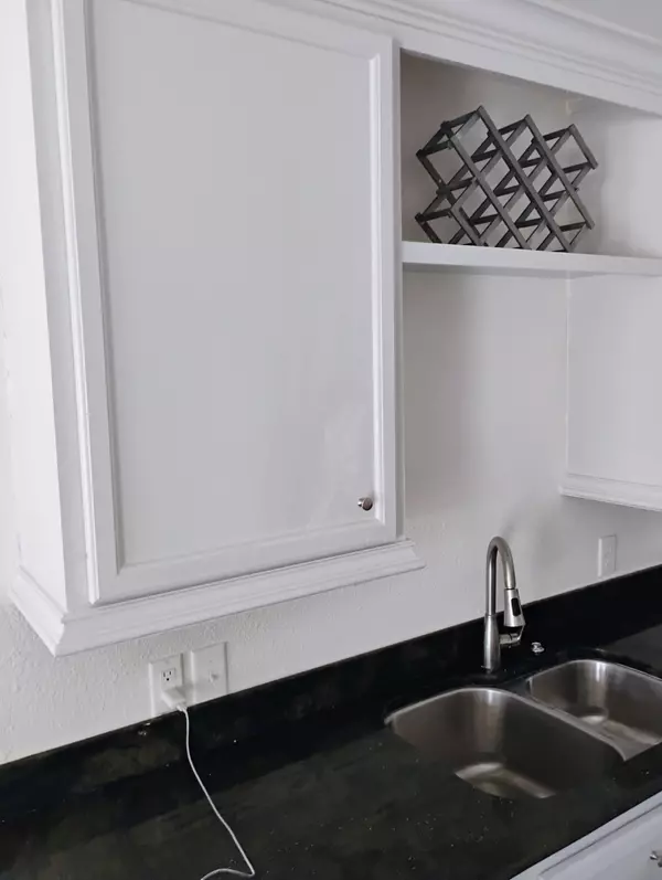 Houston, TX 77020,3002 Market ST #1