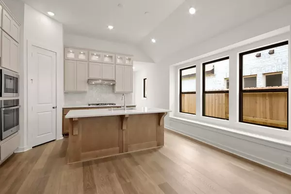 Porter, TX 77365,8906 Blackwoods CT