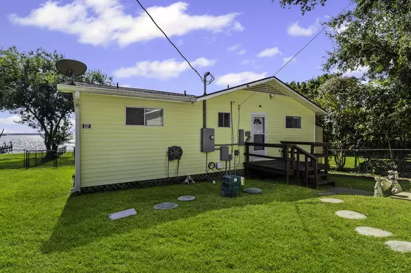 Livingston, TX 77351,104 Bayside ST