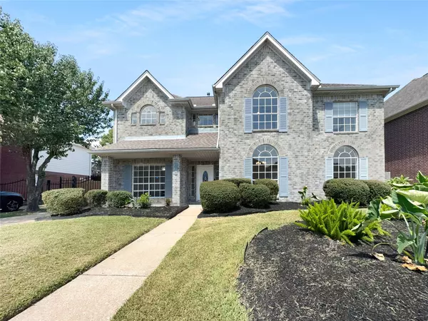 6719 Trimstone DR, Pasadena, TX 77505