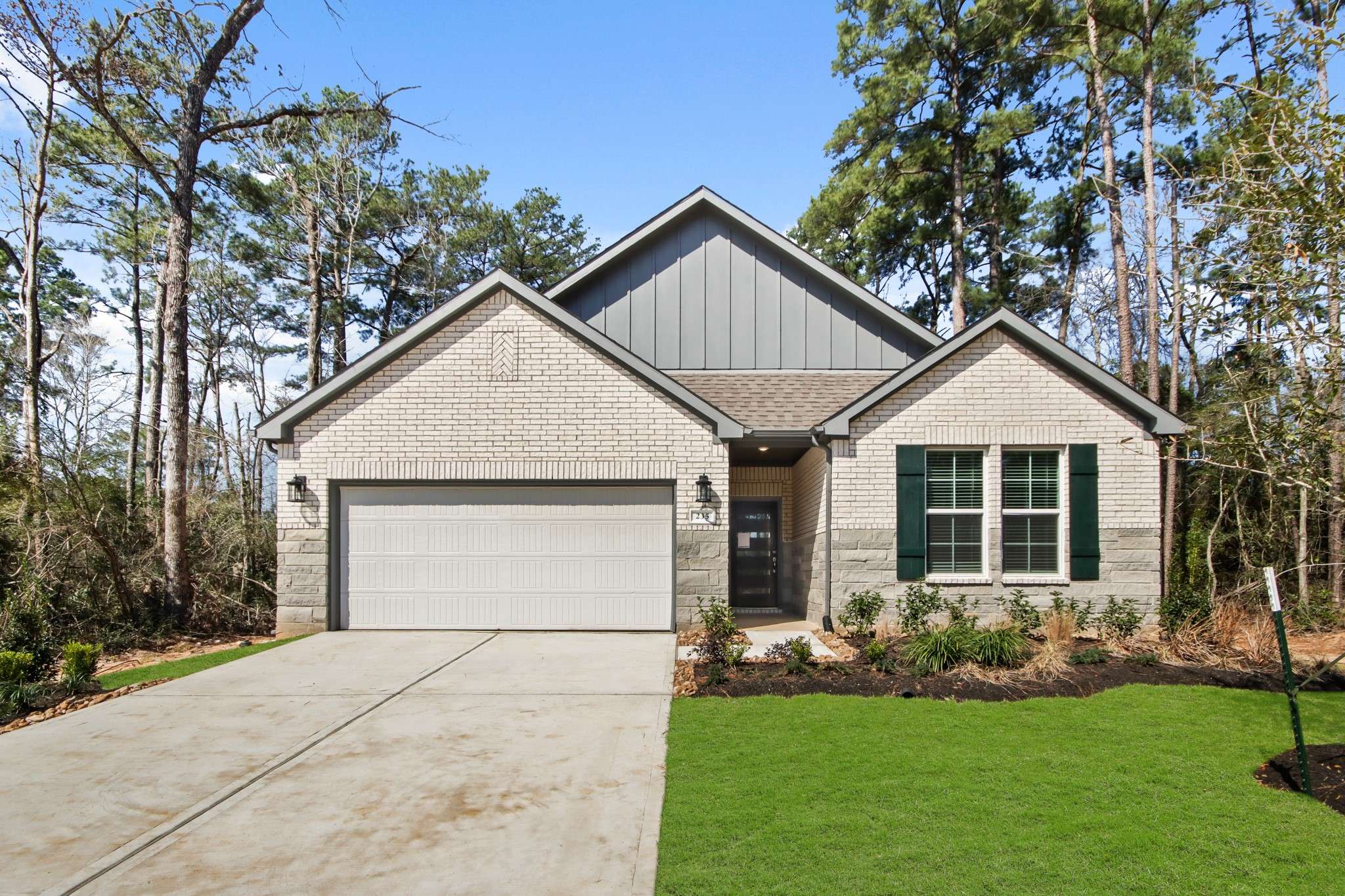 235 Garden Rose TRL, Conroe, TX 77318