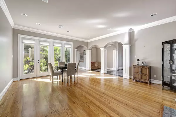 Houston, TX 77056,1221 Wynden CT