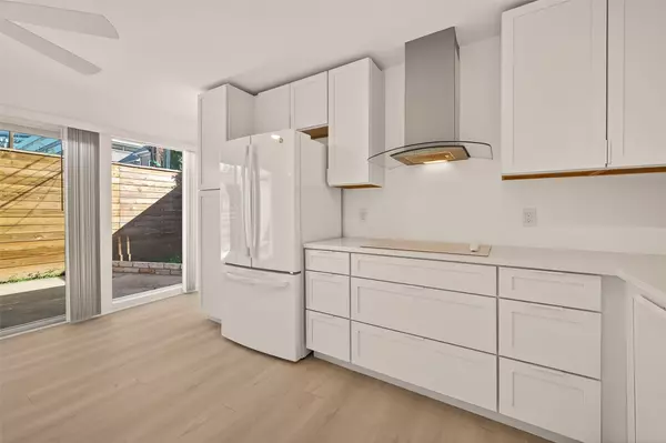 5115 Del Monte DR #4, Houston, TX 77056