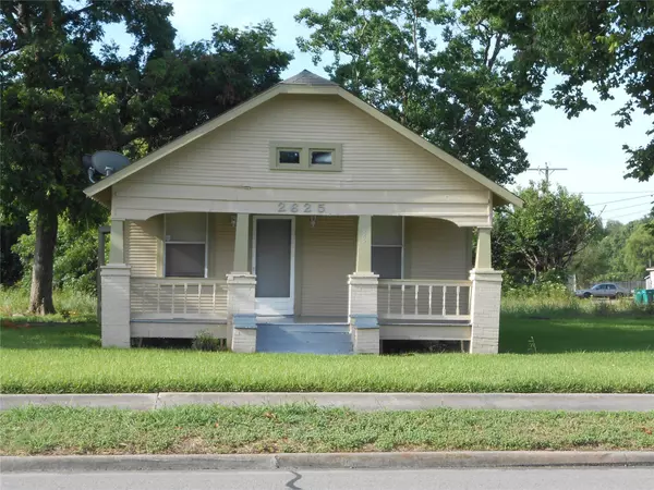 2625 Texas AVE, La Marque, TX 77568