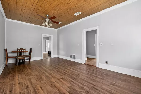 Meridian, TX 76665,602 Bosque