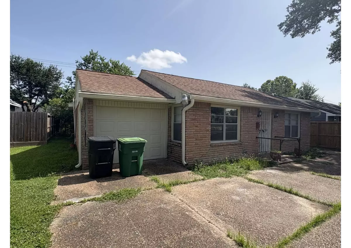Houston, TX 77033,4825 Brinkley ST