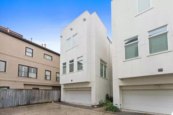 Houston, TX 77002,120 Pierce ST