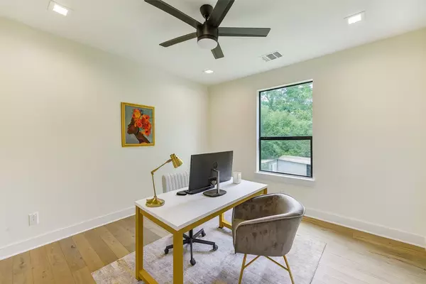 Houston, TX 77091,5811 Outer Banks ST