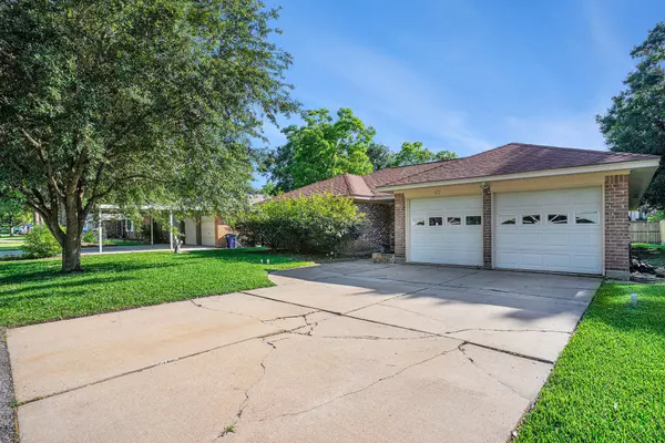 Kemah, TX 77565,622 Seminole DR