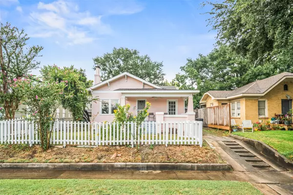 Houston, TX 77009,1710 White Oak DR