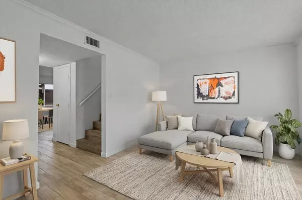 Houston, TX 77043,11002 Hammerly BLVD #61