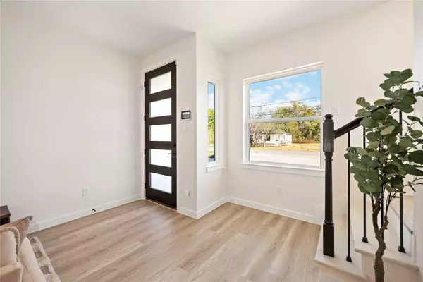 Houston, TX 77028,5523 Haight ST #B