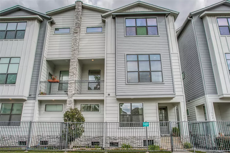 1508 Beall ST, Houston, TX 77008