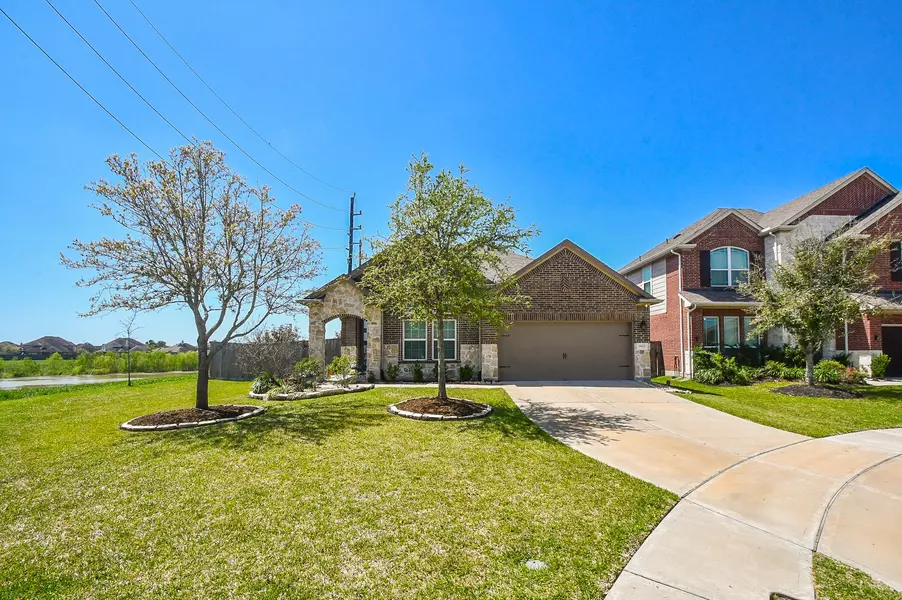 8803 Blue Horizon CT, Cypress, TX 77433
