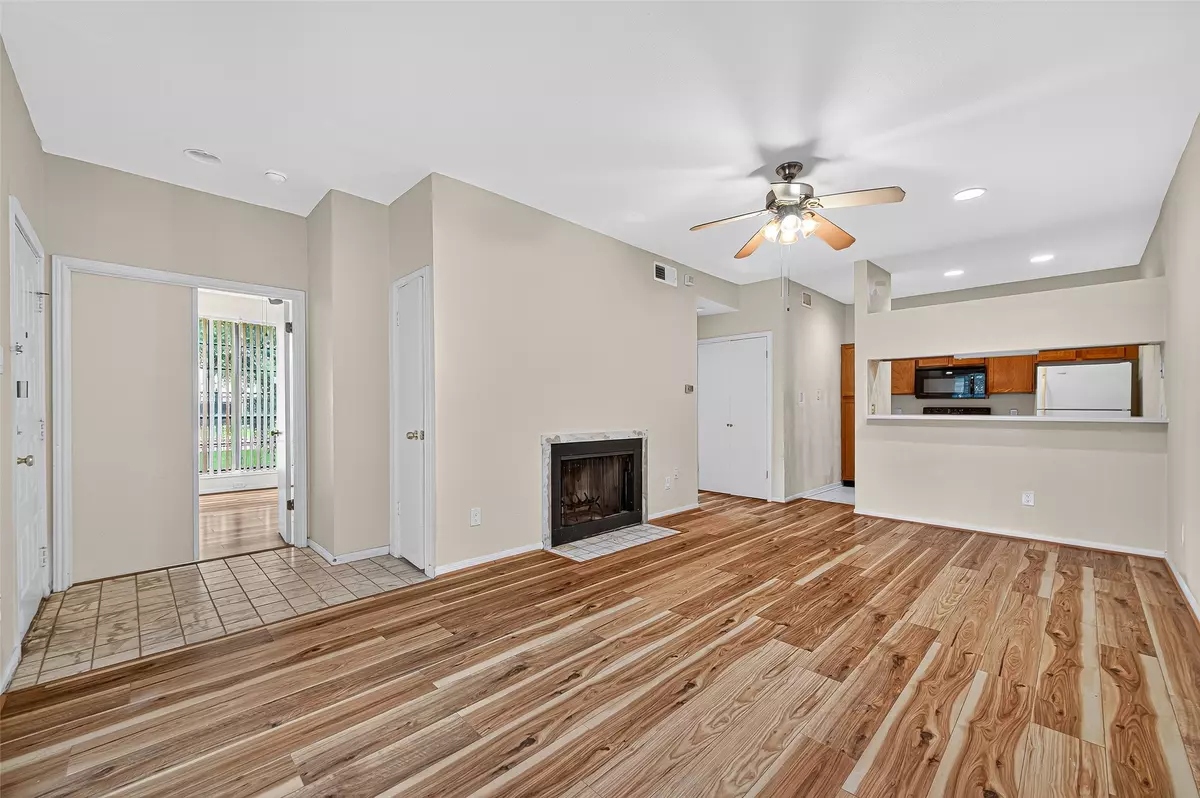 Houston, TX 77054,8055 Cambridge ST #89