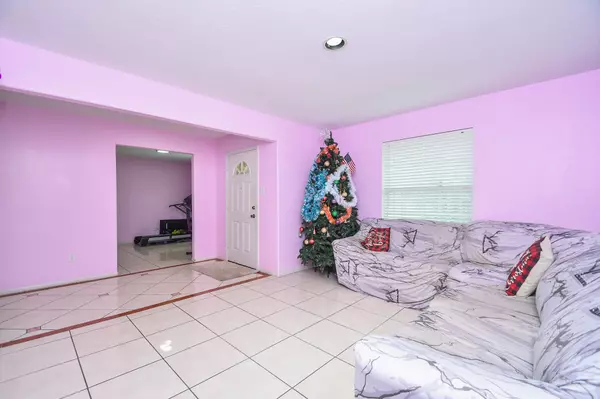 Houston, TX 77040,7926 Westington LN