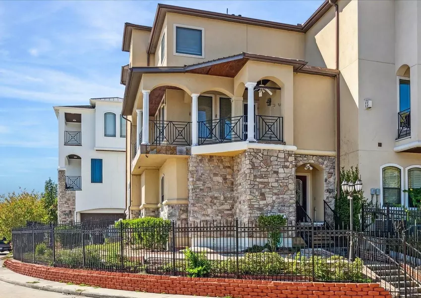 3808 Glen Arbor DR, Houston, TX 77025