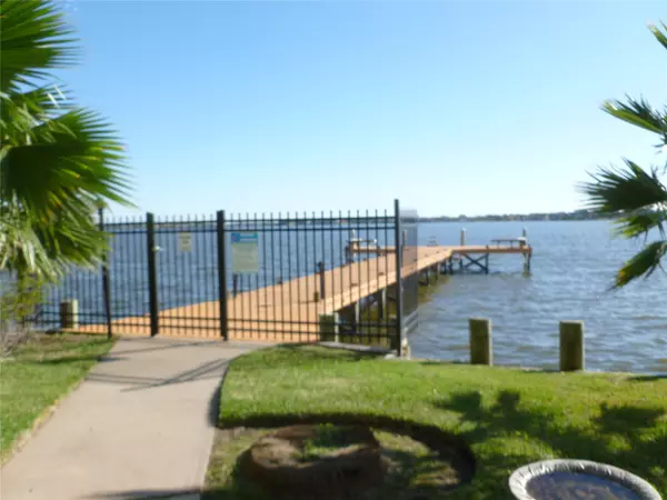 Seabrook, TX 77586,4001 Nasa Parkway #132