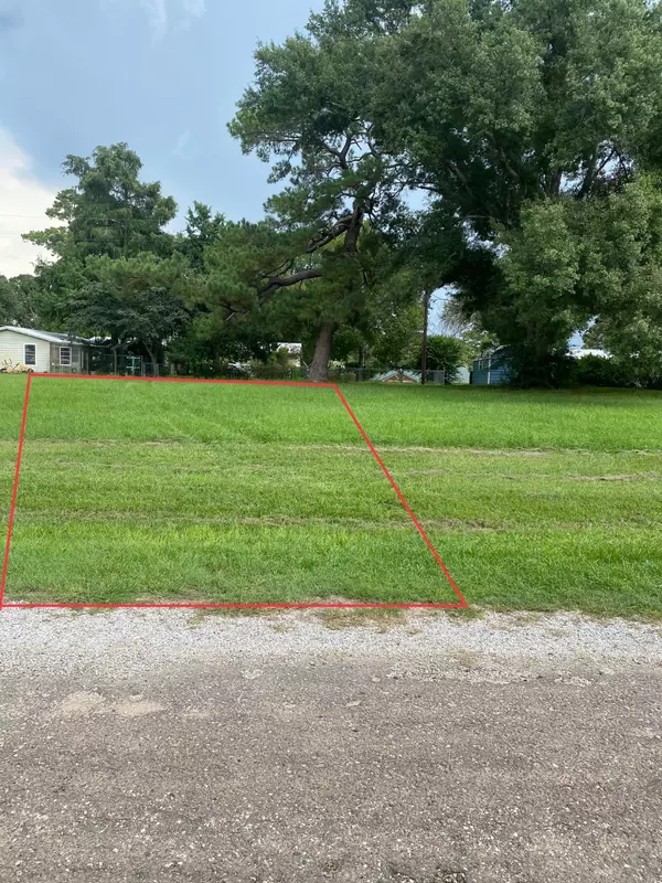 Lot 7 Monticello ST, Trinity, TX 75862