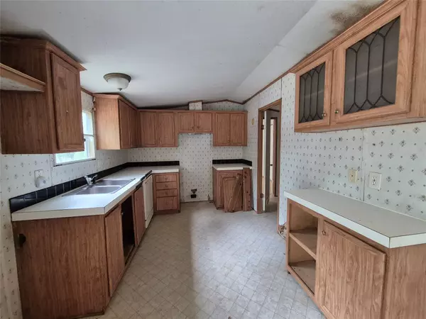 Onalaska, TX 77360,184 Lions CIR