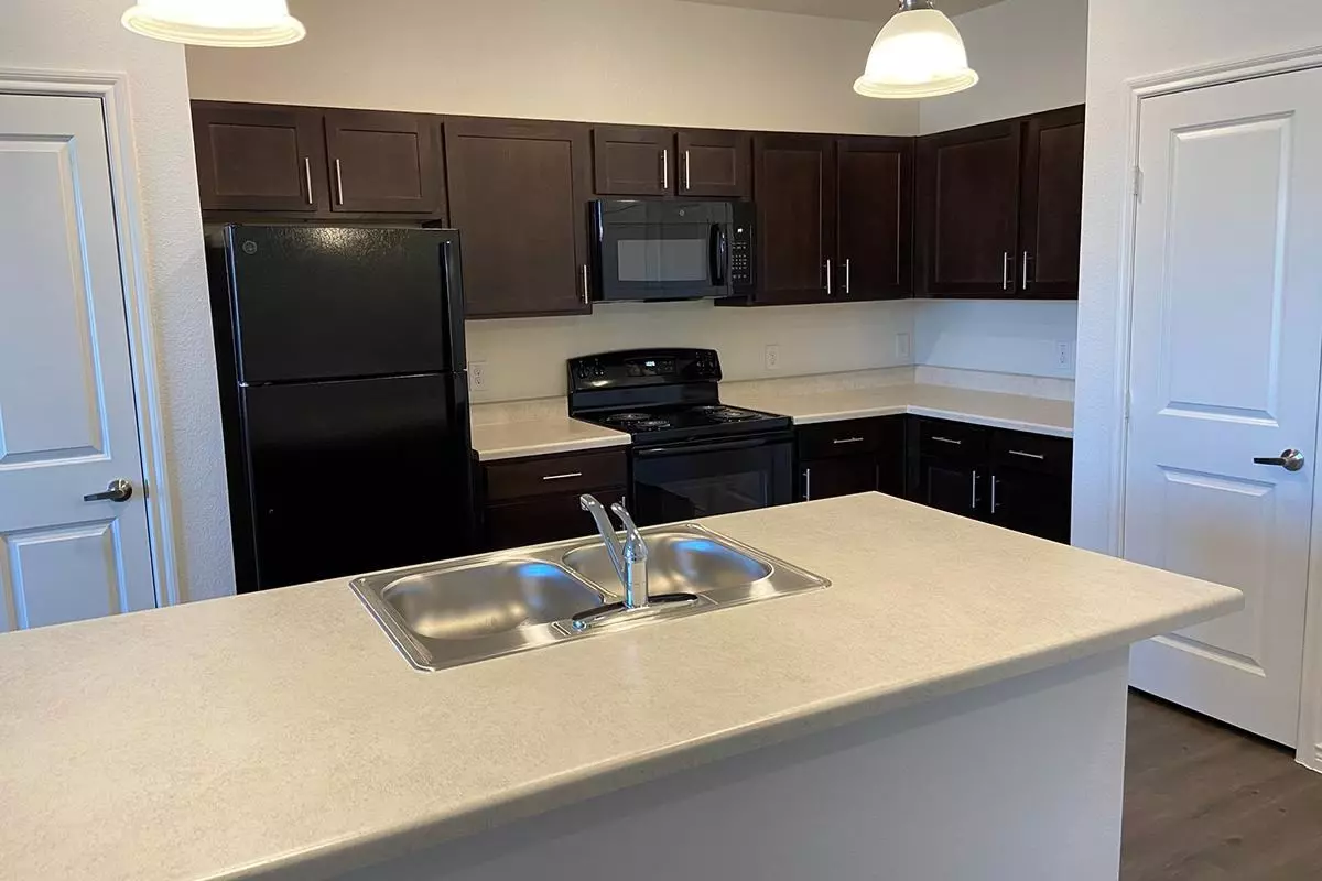 Garland, TX 75040,314 Castle DR #100