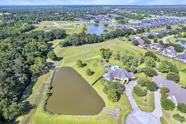 Friendswood, TX 77546,2904 Bridle Path LN
