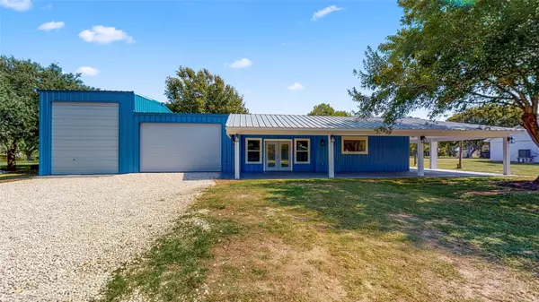 541 Trout,  Palacios,  TX 77465