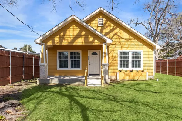 7337 Avenue I, Houston, TX 77011