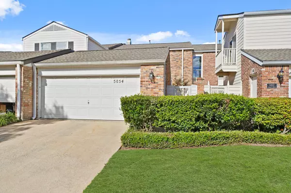 Houston, TX 77057,5854 Valley Forge DR #146