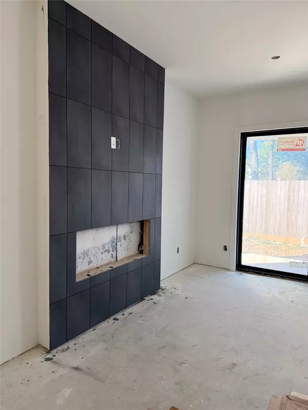 Houston, TX 77055,1422 Caywood LN #D