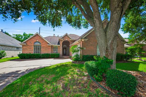 3943 E E Peach Hollow Circle CIR, Pearland, TX 77584