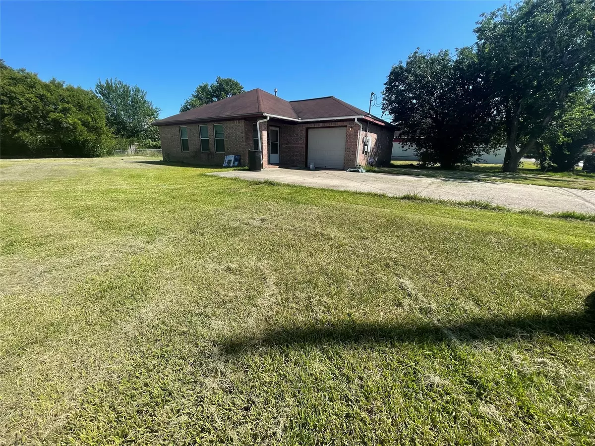 La Porte, TX 77571,212 N 2nd ST