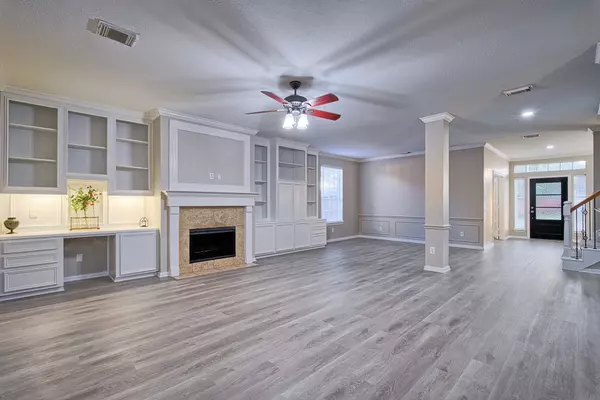 Pearland, TX 77581,1811 Oakbrook CIR