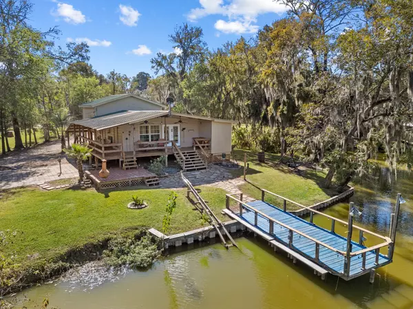 238 Lakeside CT,  Goodrich,  TX 77335