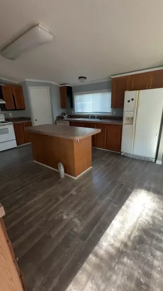 94 CR 4111, Dayton, TX 77535