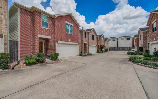 Houston, TX 77025,3710 Main Aspen DR