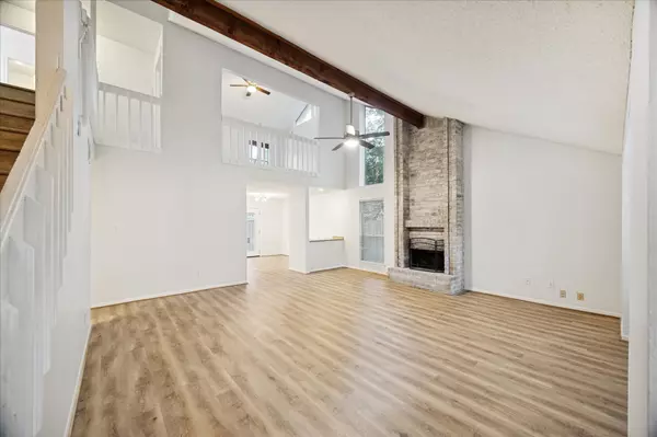 The Woodlands, TX 77381,6 Fairmeade Bend DR