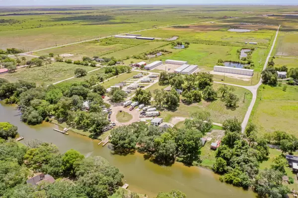 Sargent, TX 77414,234 County Road 285