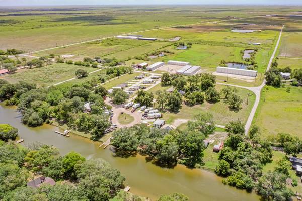 Sargent, TX 77414,234 County Road 285