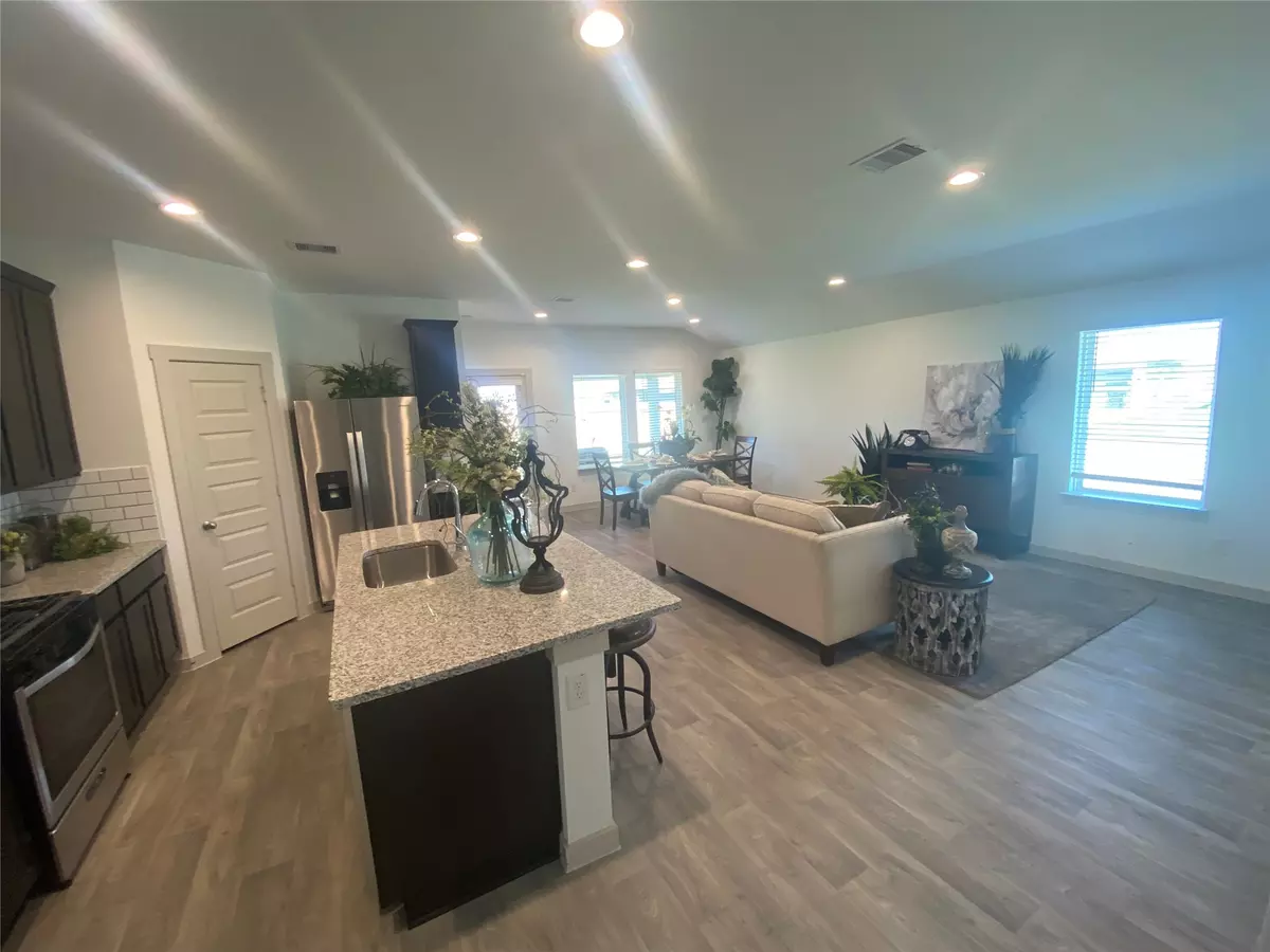 Rosharon, TX 77583,826 Silver Kettle DR